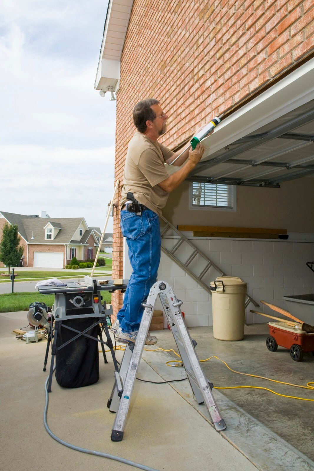 Professional Garage Door Installation Services in San Antonio, TX